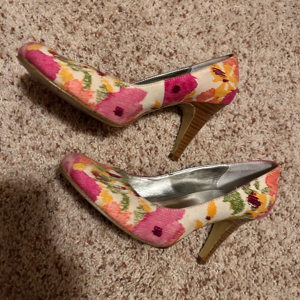 Style & co floral heels